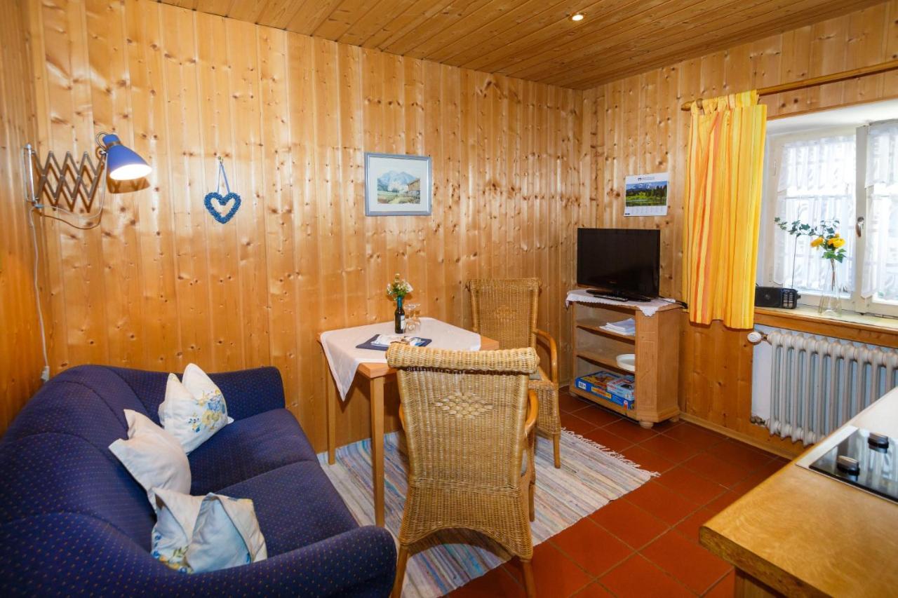 Cafe Chiemgau Und Gaestehaus Ruhpolding Exterior foto